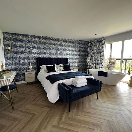 Loudoun Mains Luxury Lodges Newmilns Экстерьер фото